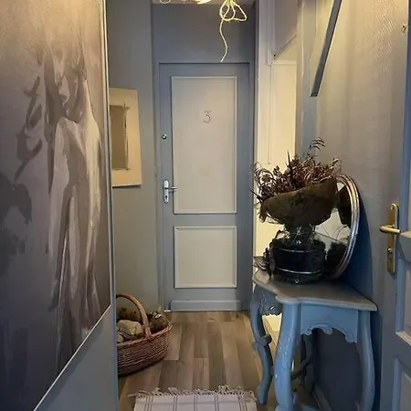 Appartement Joli Studio Avec Terrasse