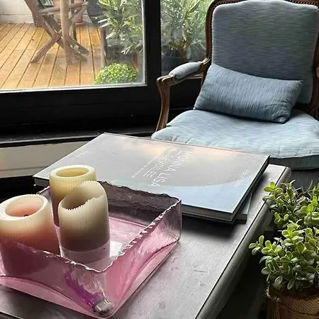 Joli Studio Avec Terrasse *